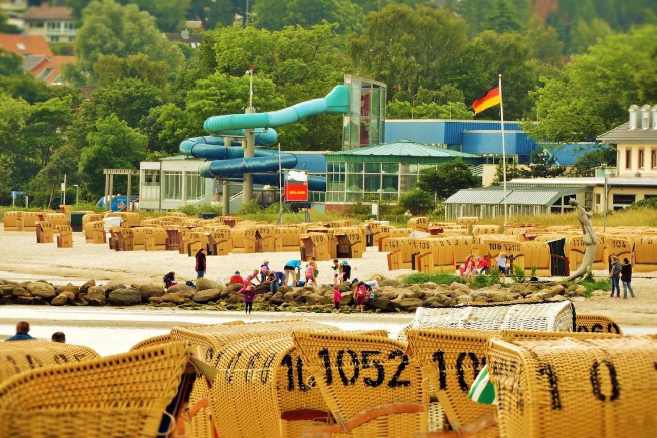 Zwergtaucher เอ็คคานเฟอร์เดอ ภายนอก รูปภาพ